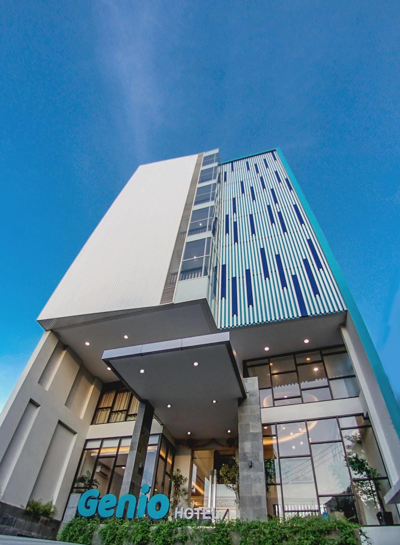Genio Hotel Manado Esterno foto